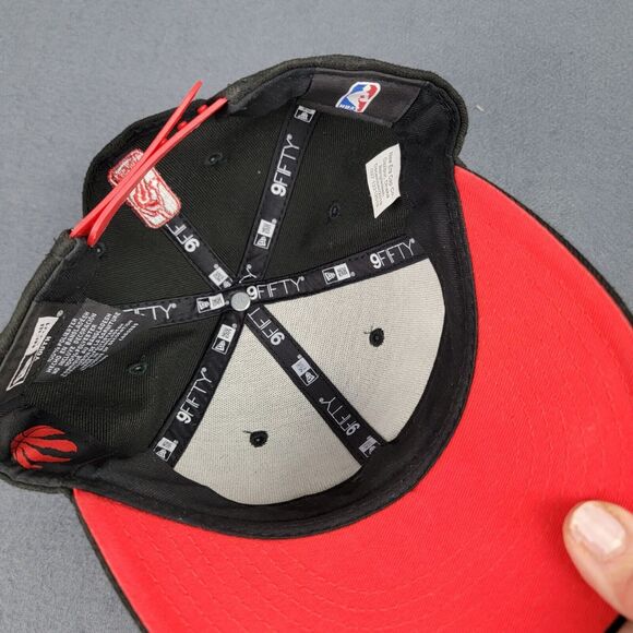 Toronto Raptors Basketball NBA Baseball Cap Hat Youth Script Black Red Snapback - Picture 7 of 11